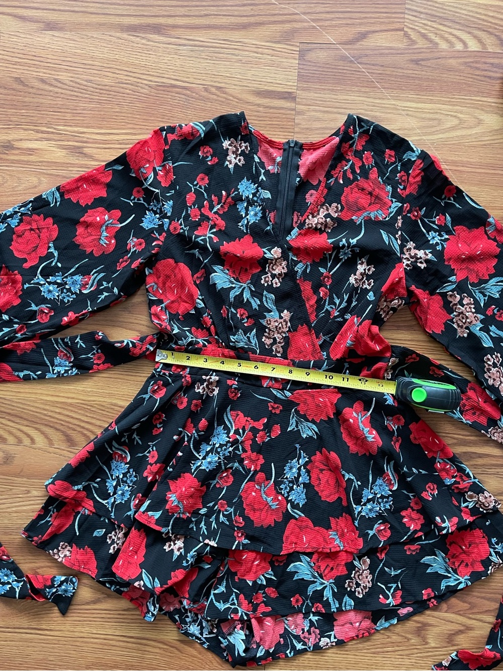 Black Floral Long Sleeve V-Neck Romper with Tie Waist - Picture 7 of 10